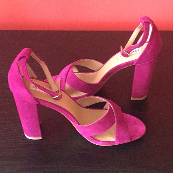 Steve Madden Shena Magenta Color, Suede leather chunky heel Sandals. - Picture 3 of 9